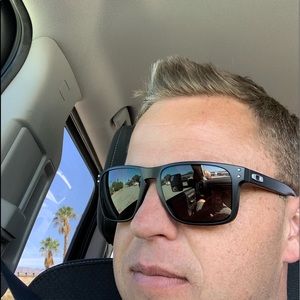 Meet your Posher, Shawn